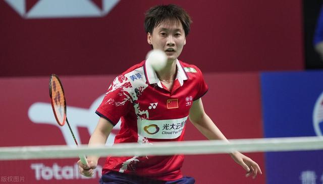 批排球迷的 批排球迷的