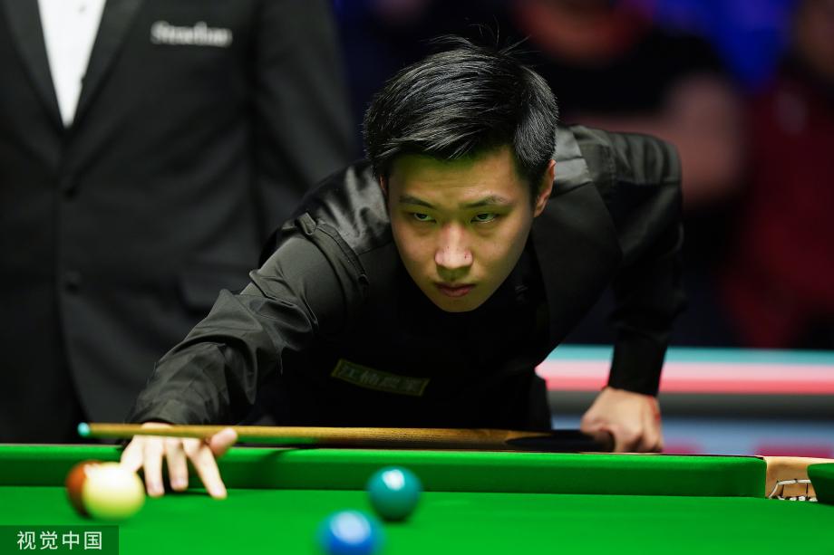 自世界各地 自世界各地