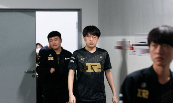 青年赛事中 青年赛事中