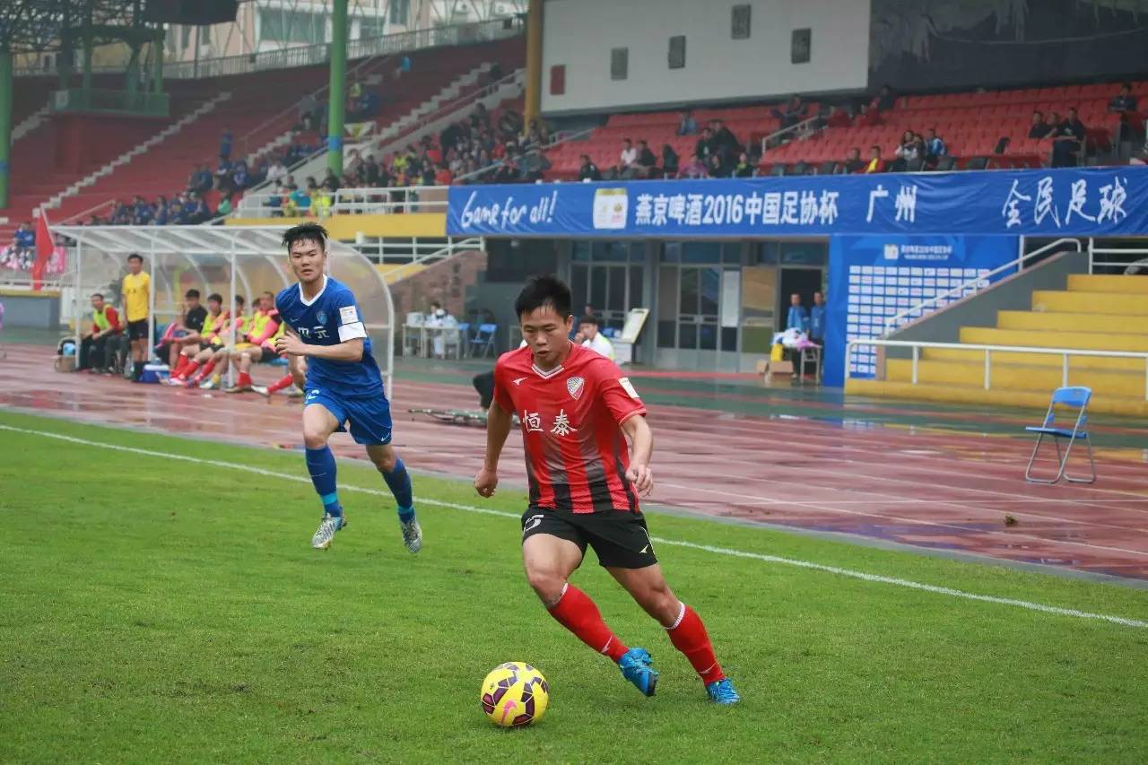 斜向错位